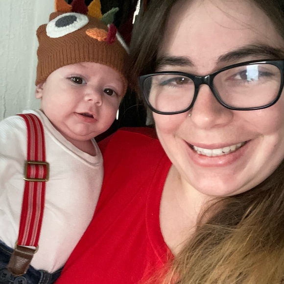 Meet your posher!! - Picture 7 of 7